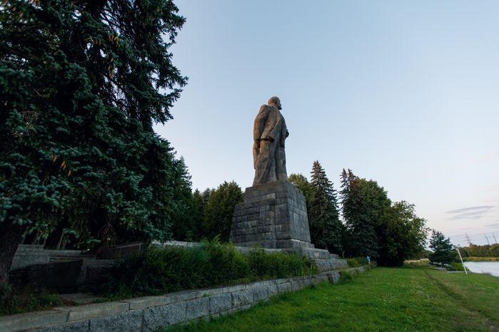 Дубна. Памятник В.И. Ленину