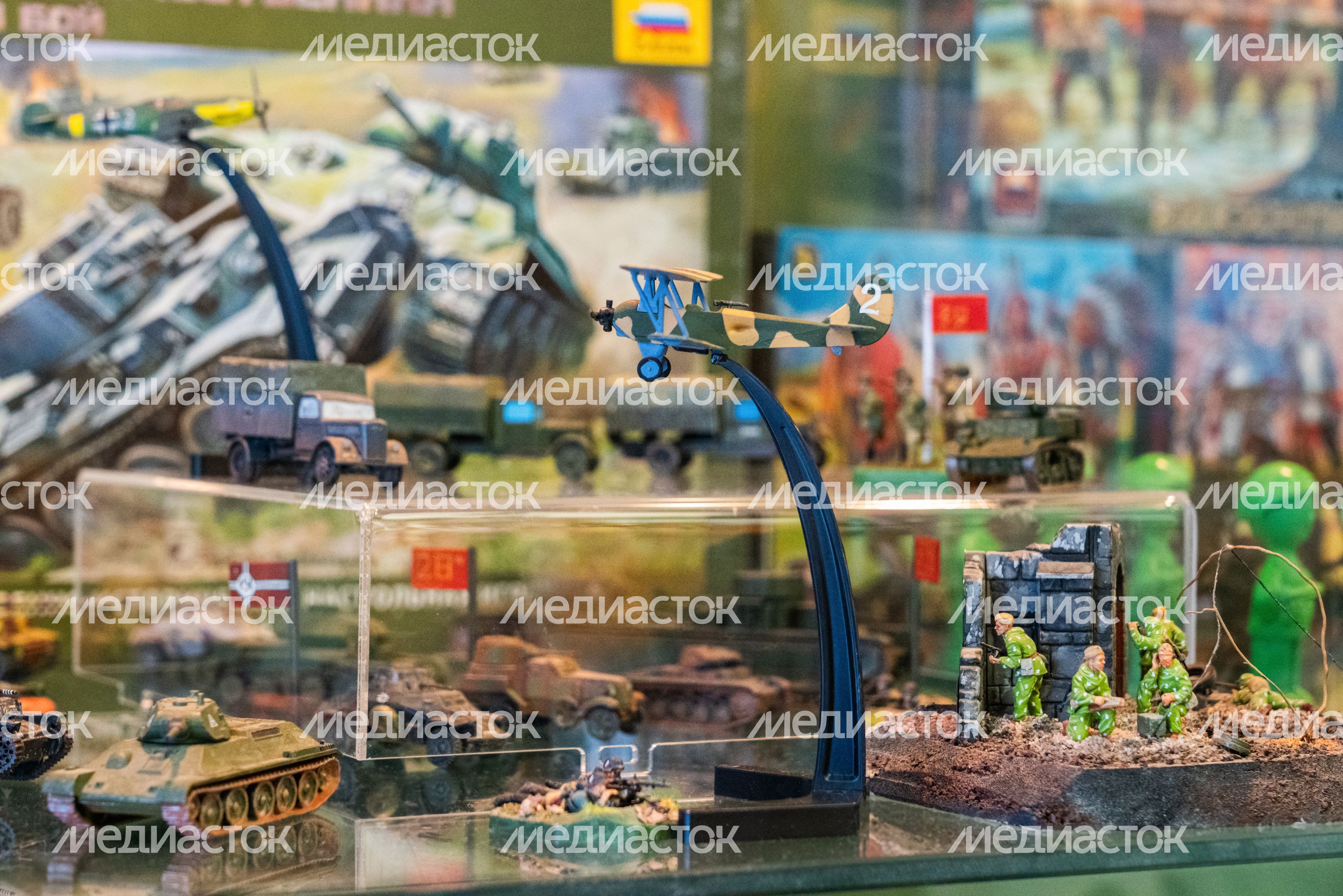 V Ежегодная выставка «Миниатюра для творческой молодежи» в Барвихинской школе