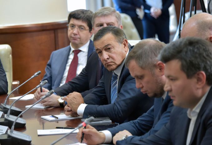 А. Воробьев подписал с застройщиками хартию о сотрудничестве