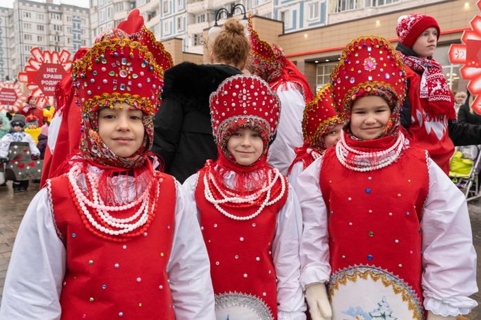 Новогодний уличный карнавал в Клину