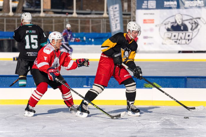Турнир по уличному хоккею POND HOCKEY в Красногорске