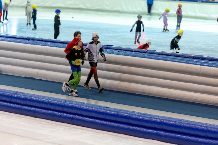 Коломна. Всероссийские соревнования по конькобежному спорту на призы Муратова
