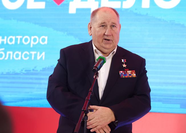 Награждение победителей XIII губернаторской премии "Мы рядом. Доброе дело"