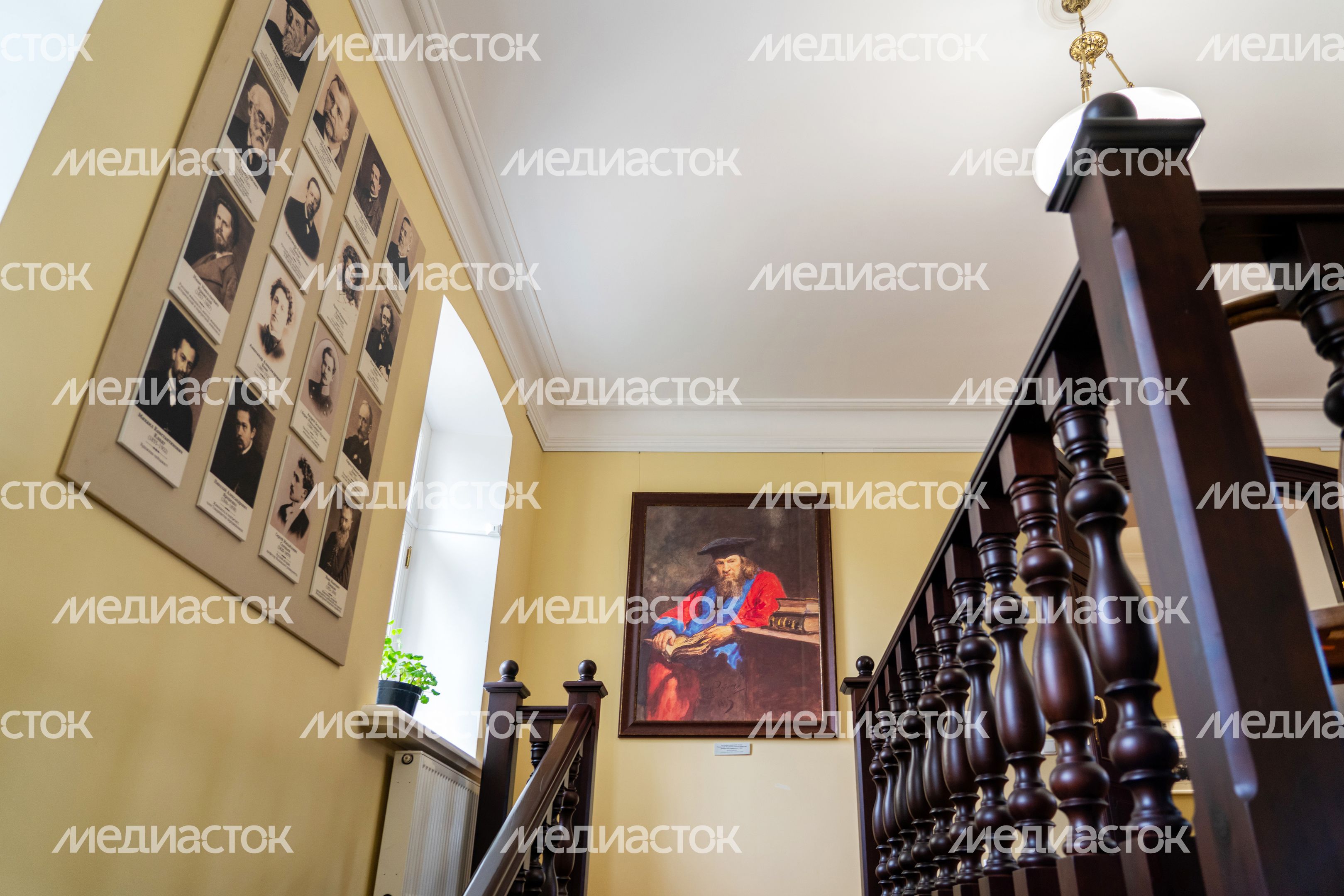 Портрет Дмитрия Менделеева в усадьбе Боблово в Клину