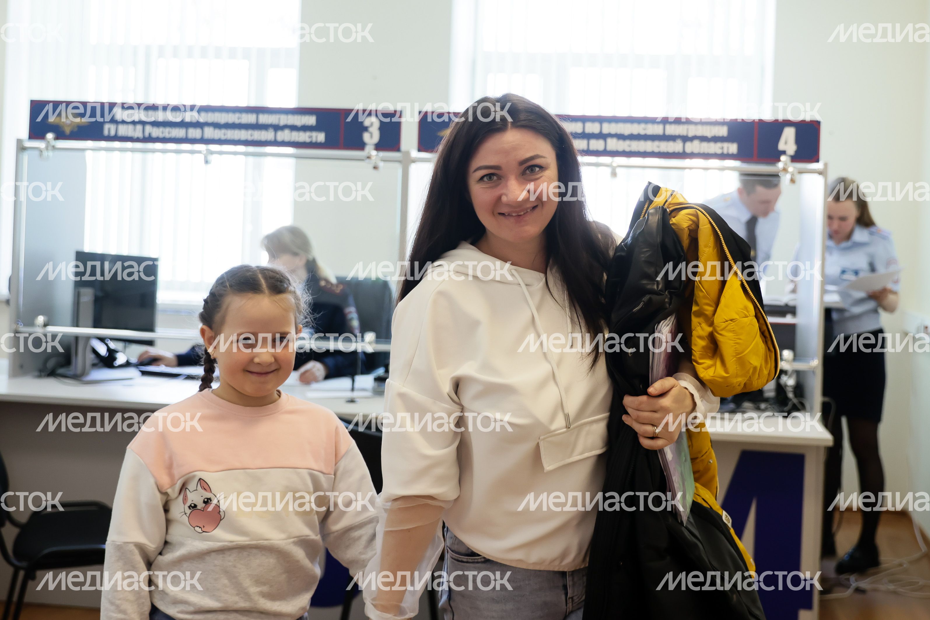 Проверка губернатором Подмосковья работы Консультационного центра по вопросам гражданства