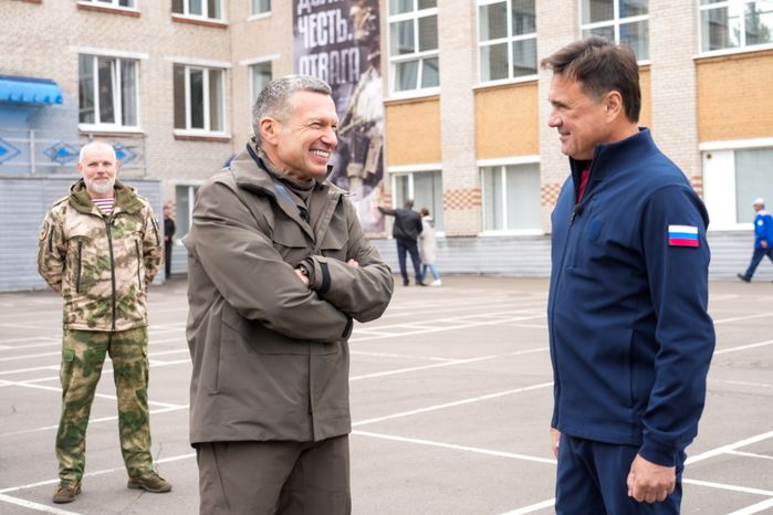 Андрей Воробьев и Владимир Соловьев посетили центр спецподготовки "Витязь" в Балашихе