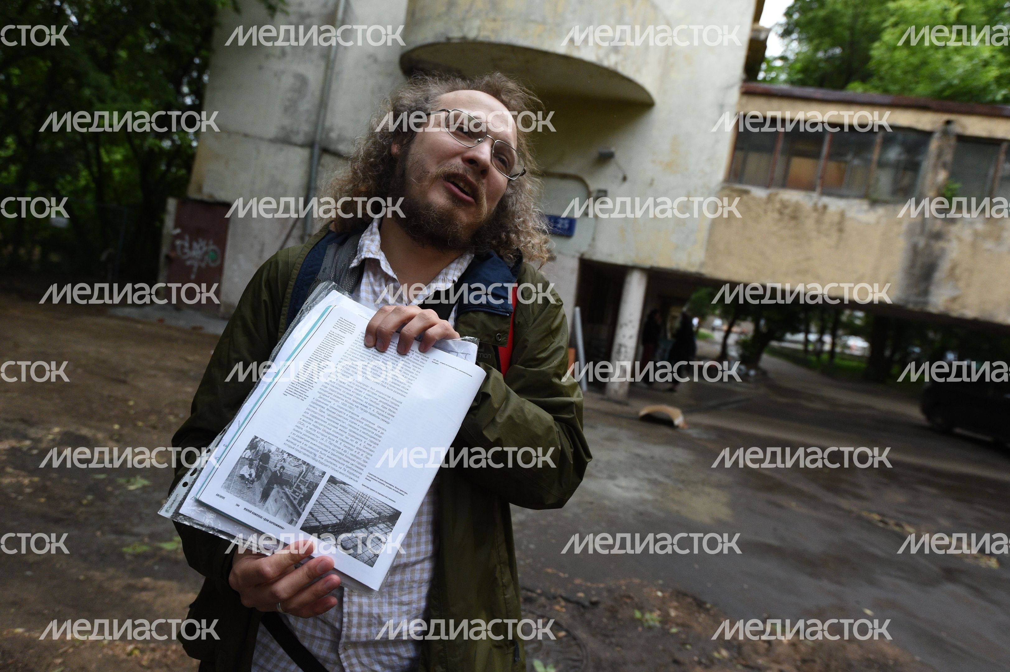 Памятник конструктивизма «Дом Наркомфина» в Москве