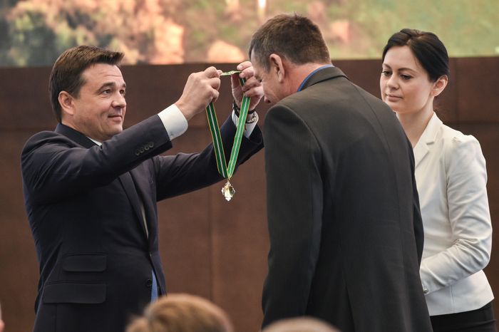 Награждение работников дорожного хозяйства губернатором МО