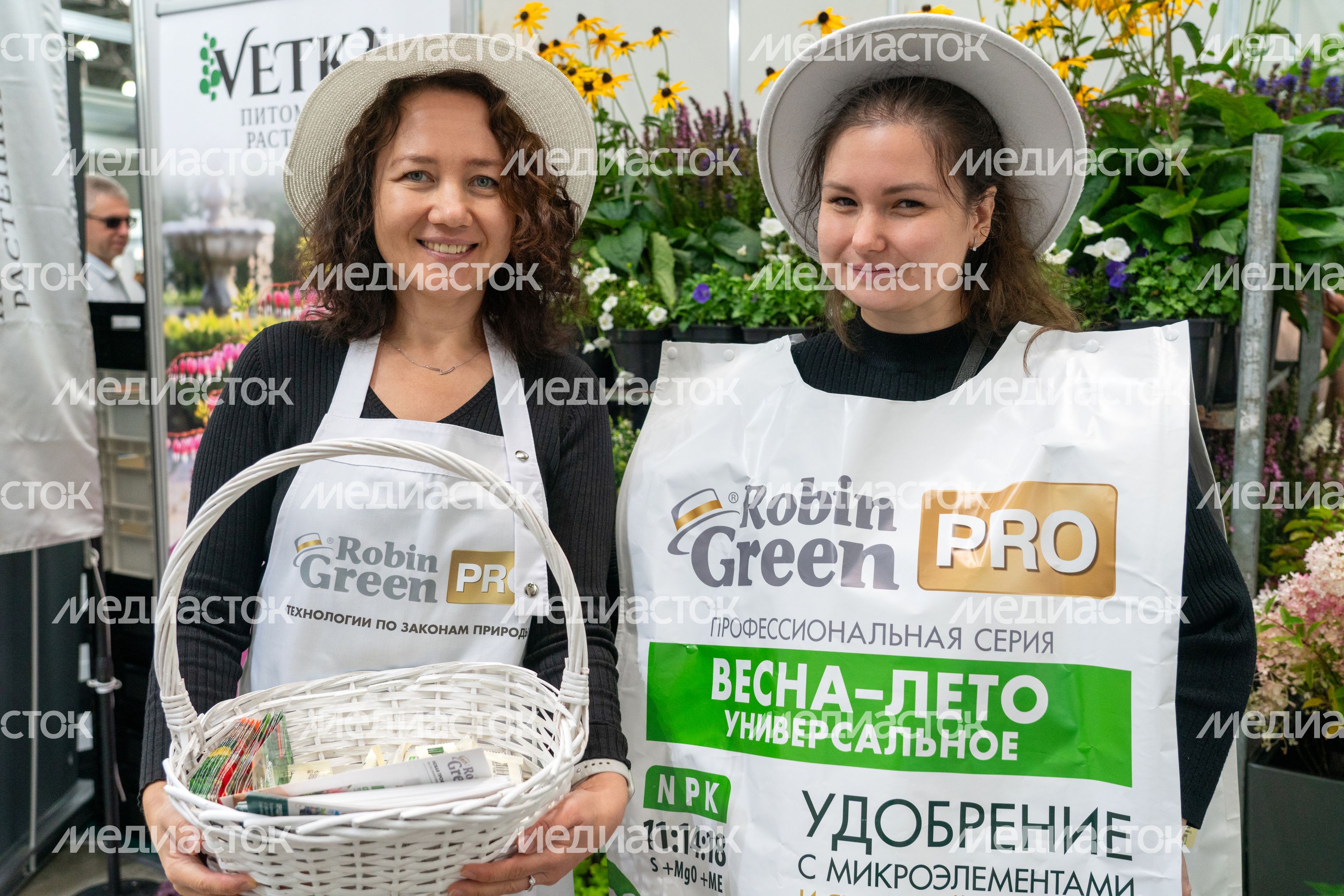 Стенд с удобрениями и защитой растений на Международной выставке «ЦветыЭкспо» в Красногорске Стенд с удобрениями и защитой растений на Международной выставке «ЦветыЭкспо» в Красногорске