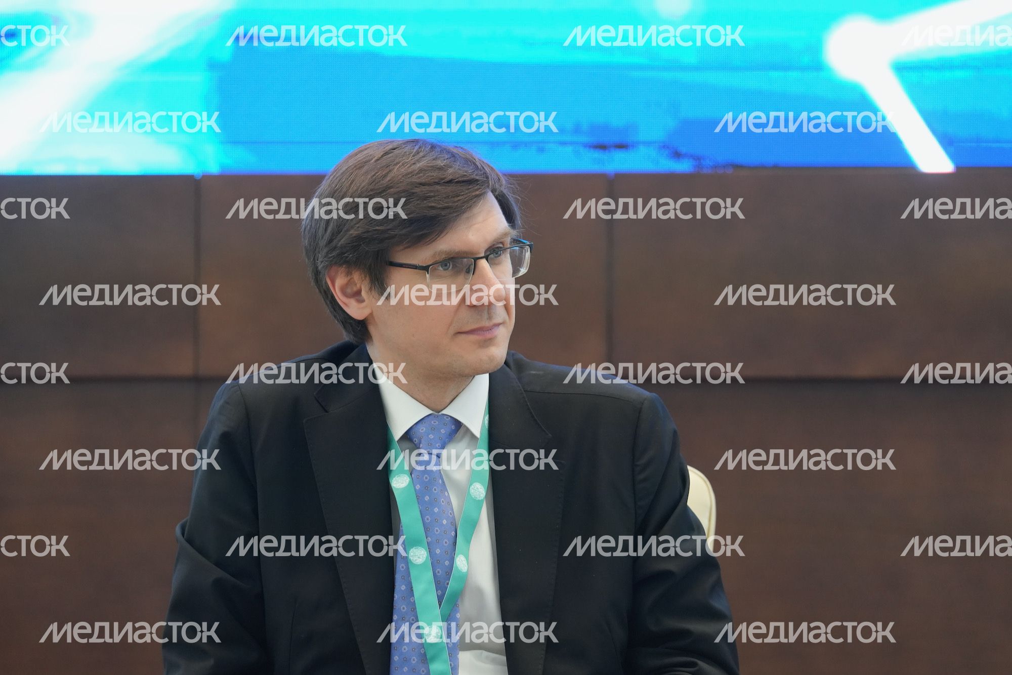 Открытие губернатором Подмосковья пленарного заседания экологического форума «Устойчивое развитие: новые тренды и глобальные вызовы»