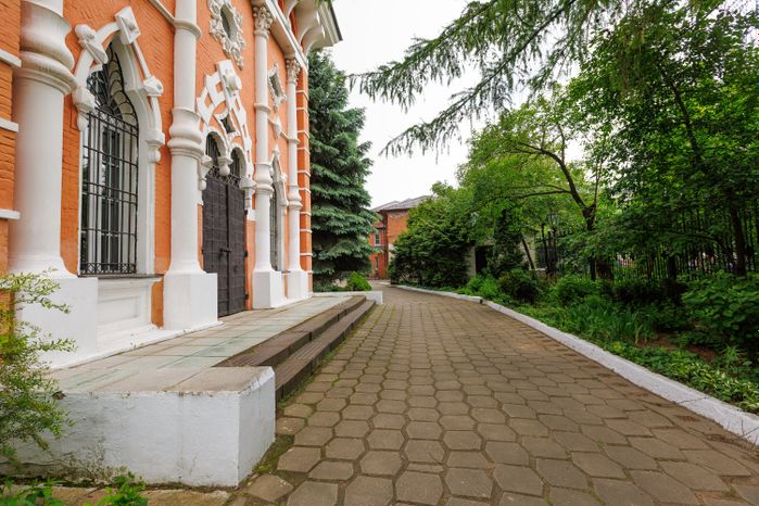 Церковь Смоленской иконы Божией Матери в Ивантеевке Пушкинского округа