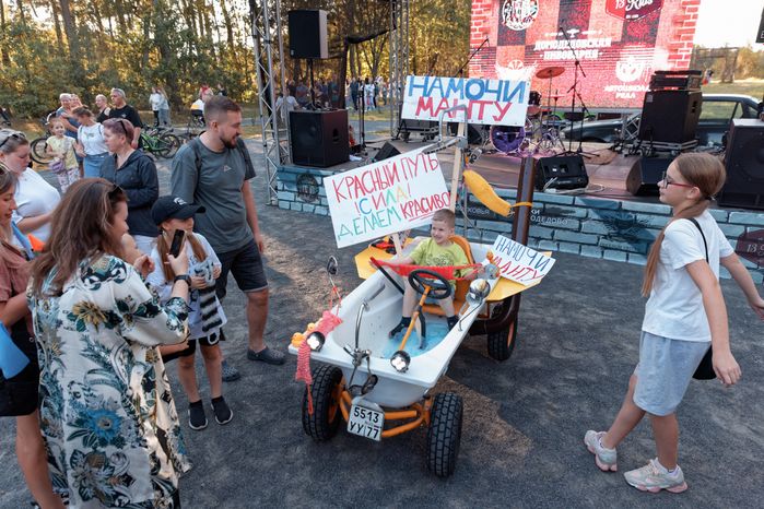 Зрелищные гонки на самодельных машинках «Гальчино Ралли» в Домодедово