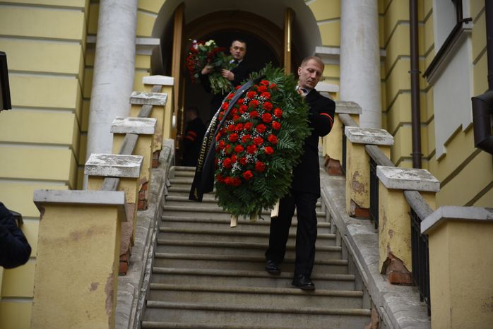 Церемония прощания с режиссером Георгием Юнгвальд-Хилькевичем в Москве