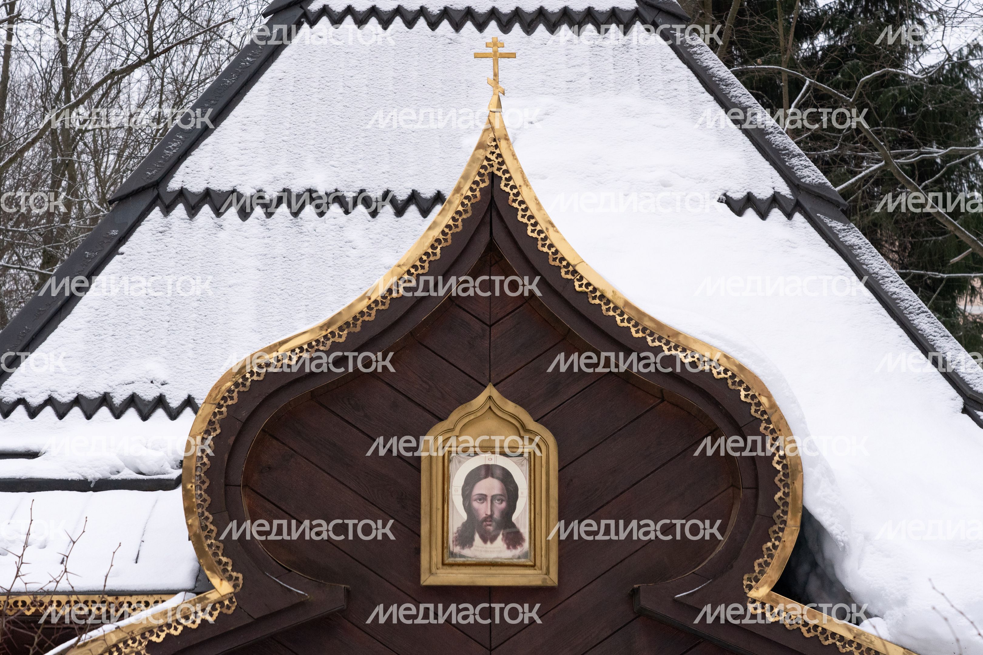 Святой источник в Талеже Святой источник в Талеже