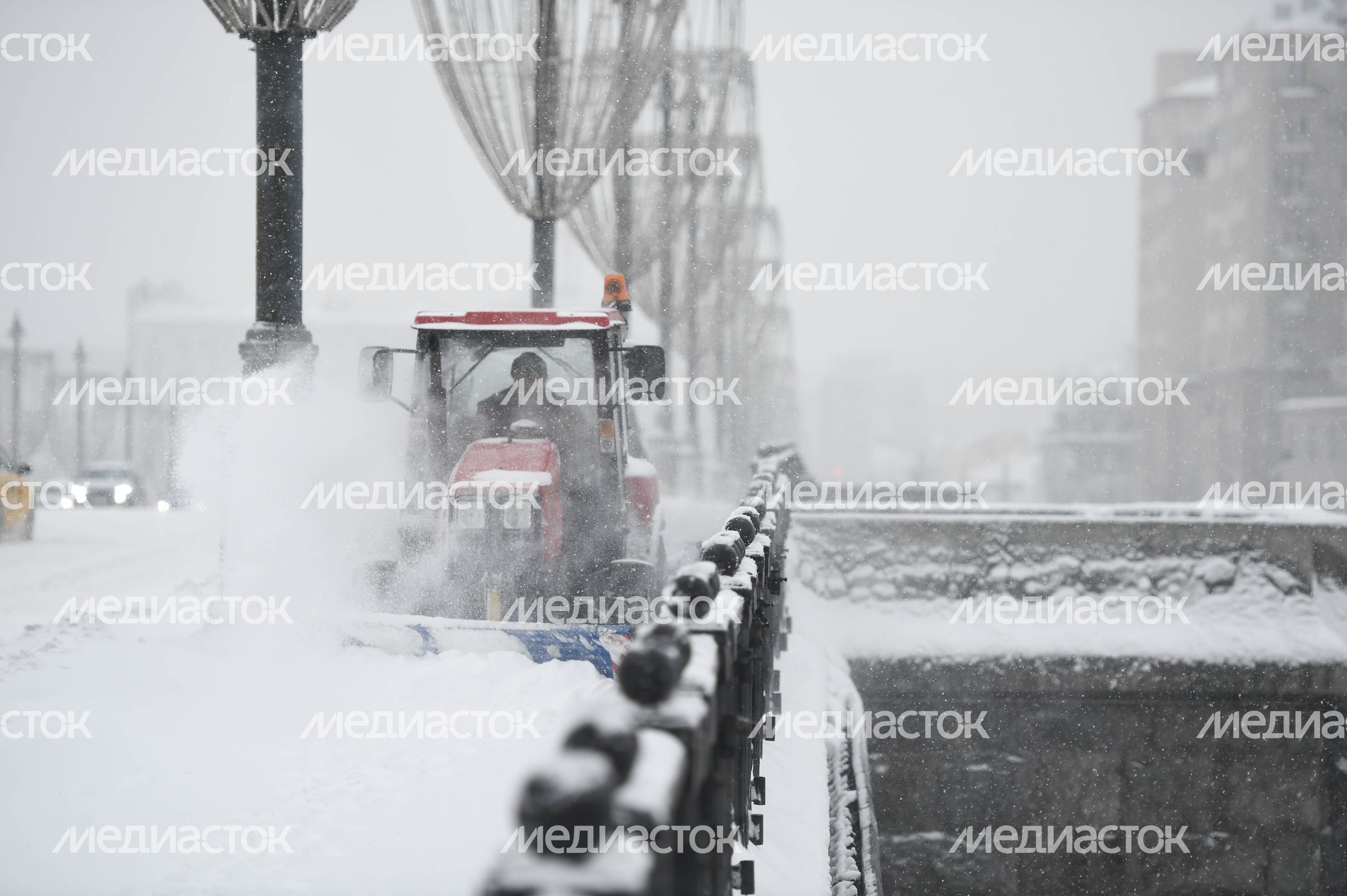 Рекордный снегопад в Москве и Подмосковье