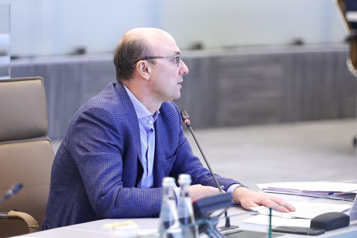 Совещание губернатора с руководящим составом правительства региона и главами округов