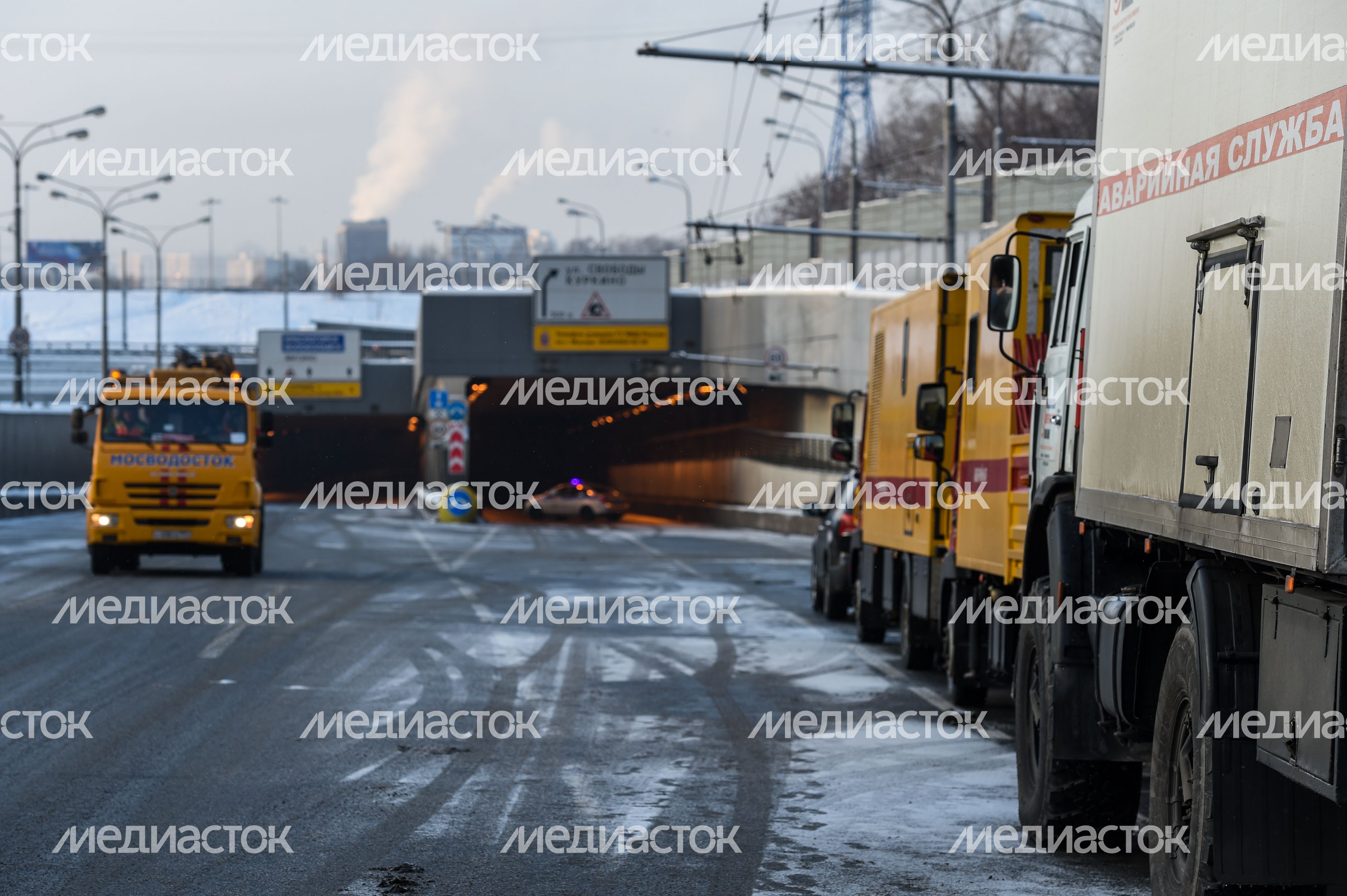 Тушинский тоннель затопило в Москве