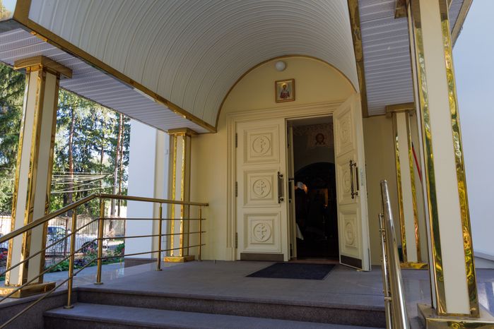 Церковь Николая Чудотворца в микрорайоне Никольско-Архангельском в Балашихе
