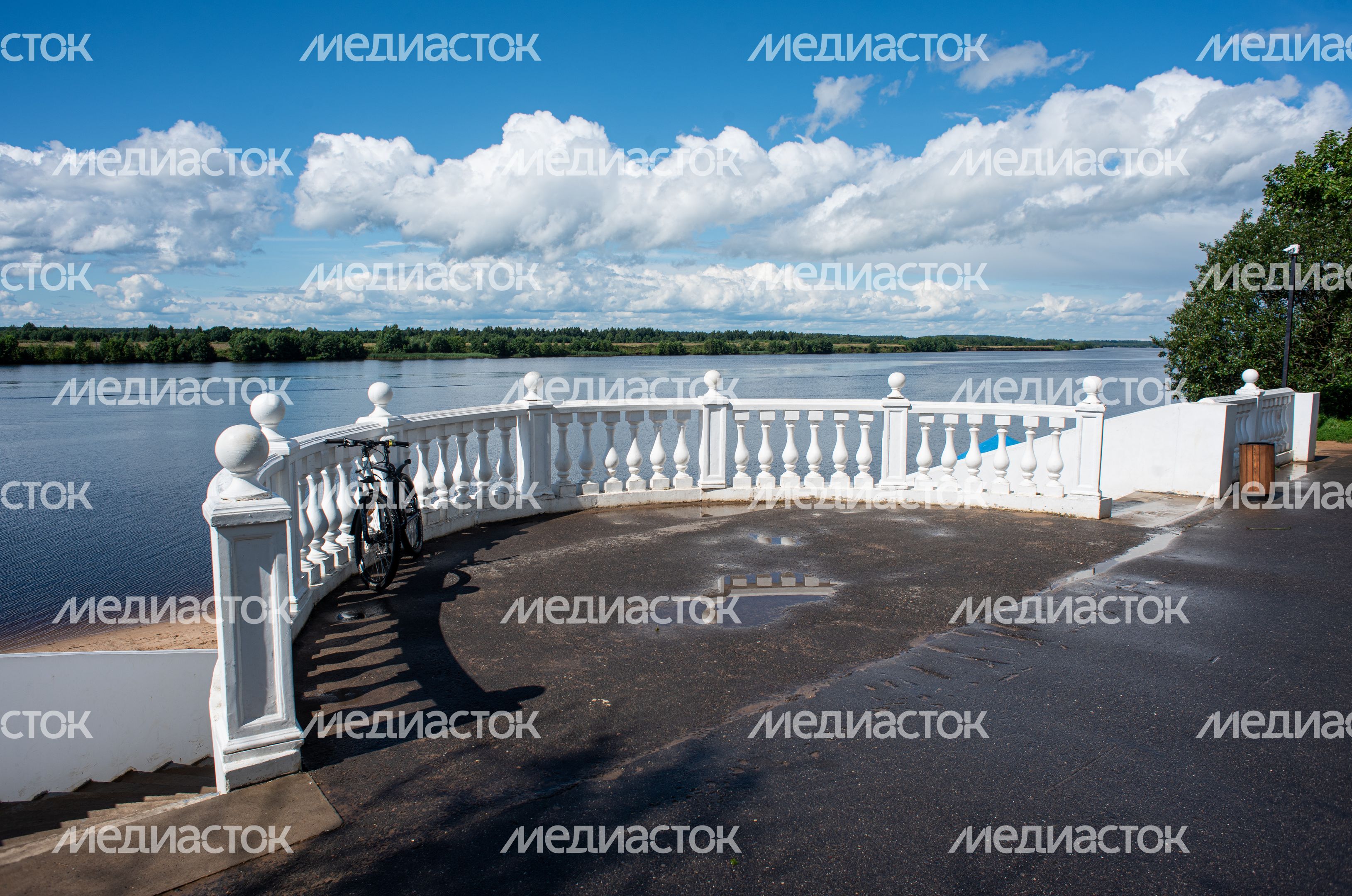 Летние виды города Дубна