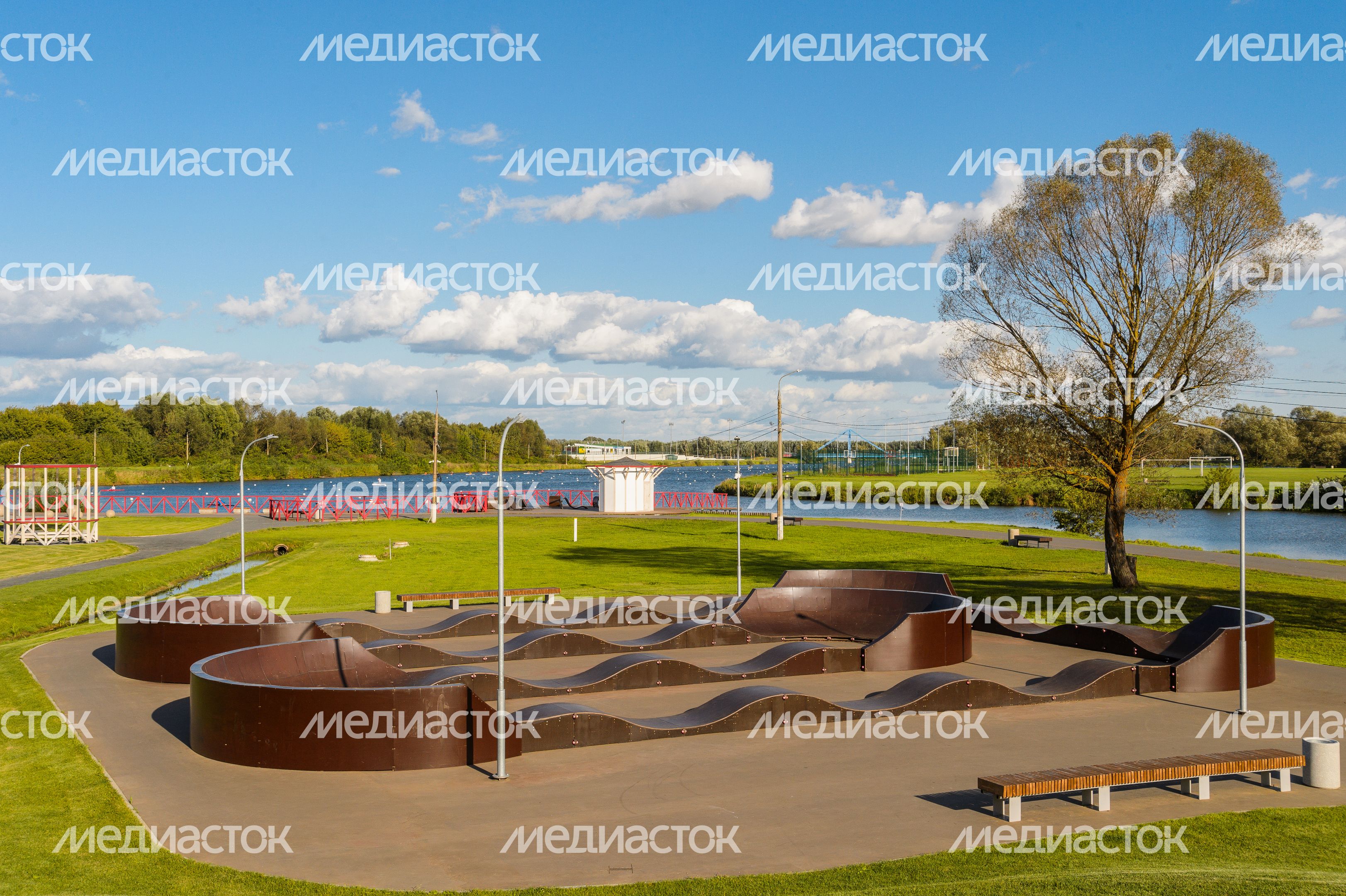 Бронницы. Парк "Бронницкий луг" Бронницы. Парк "Бронницкий луг"