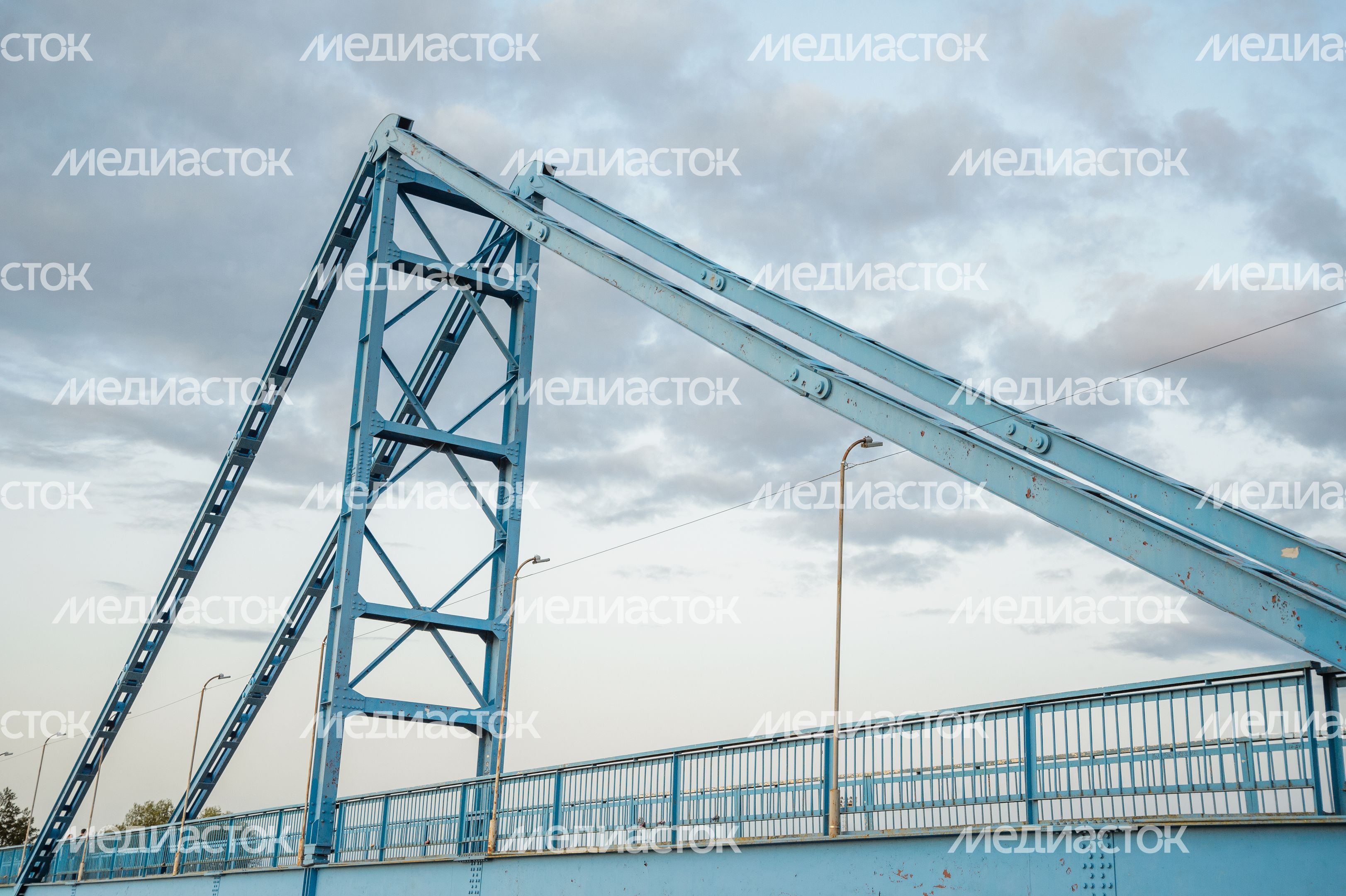 Бронницы. "Крымский мост" Бронницы. "Крымский мост"