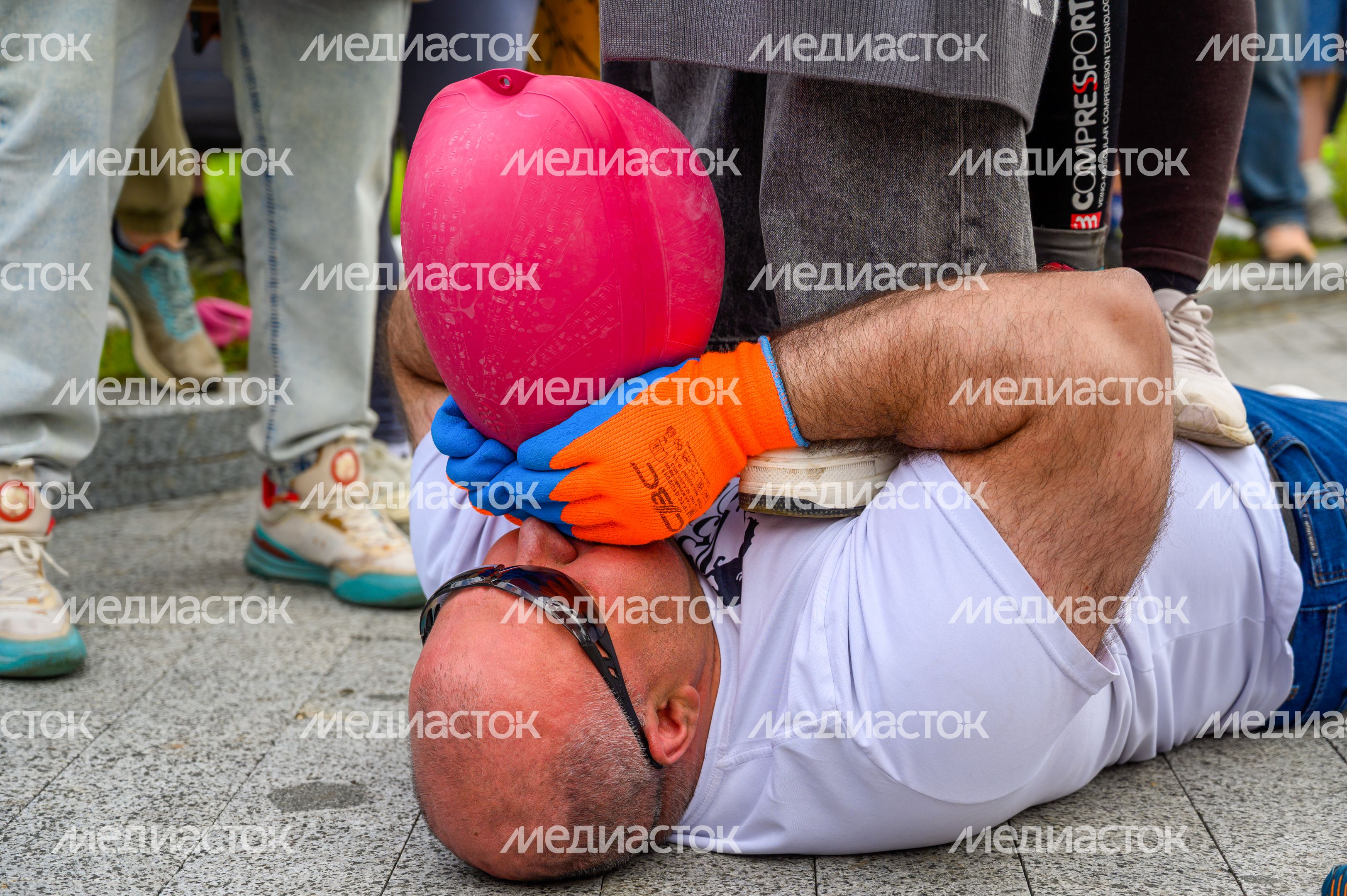 Спортсмен Сергей Агаджанян из Люберец, известный по прозвищу Русский Халк, на забеге «Зарайский бизон 2025» Спортсмен Сергей Агаджанян из Люберец, известный по прозвищу Русский Халк, на забеге «Зарайский бизон 2025»