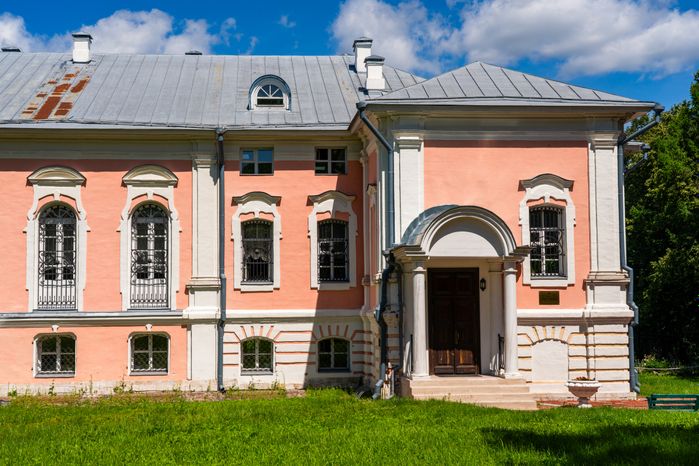 Усадьба Лопасня-Зачатьевское в округе Чехов