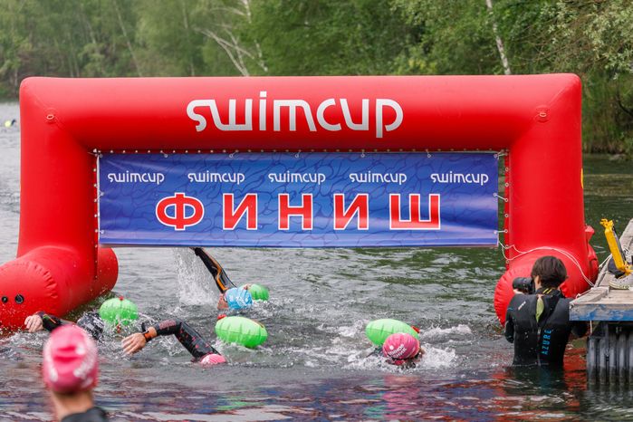 Заплыв на открытой воде Swimcup на Кореневском карьере в Люберцах
