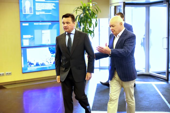 Андрей Воробьев вручил Дмитрию Киселеву Орден «За заслуги перед Московской областью» I степени