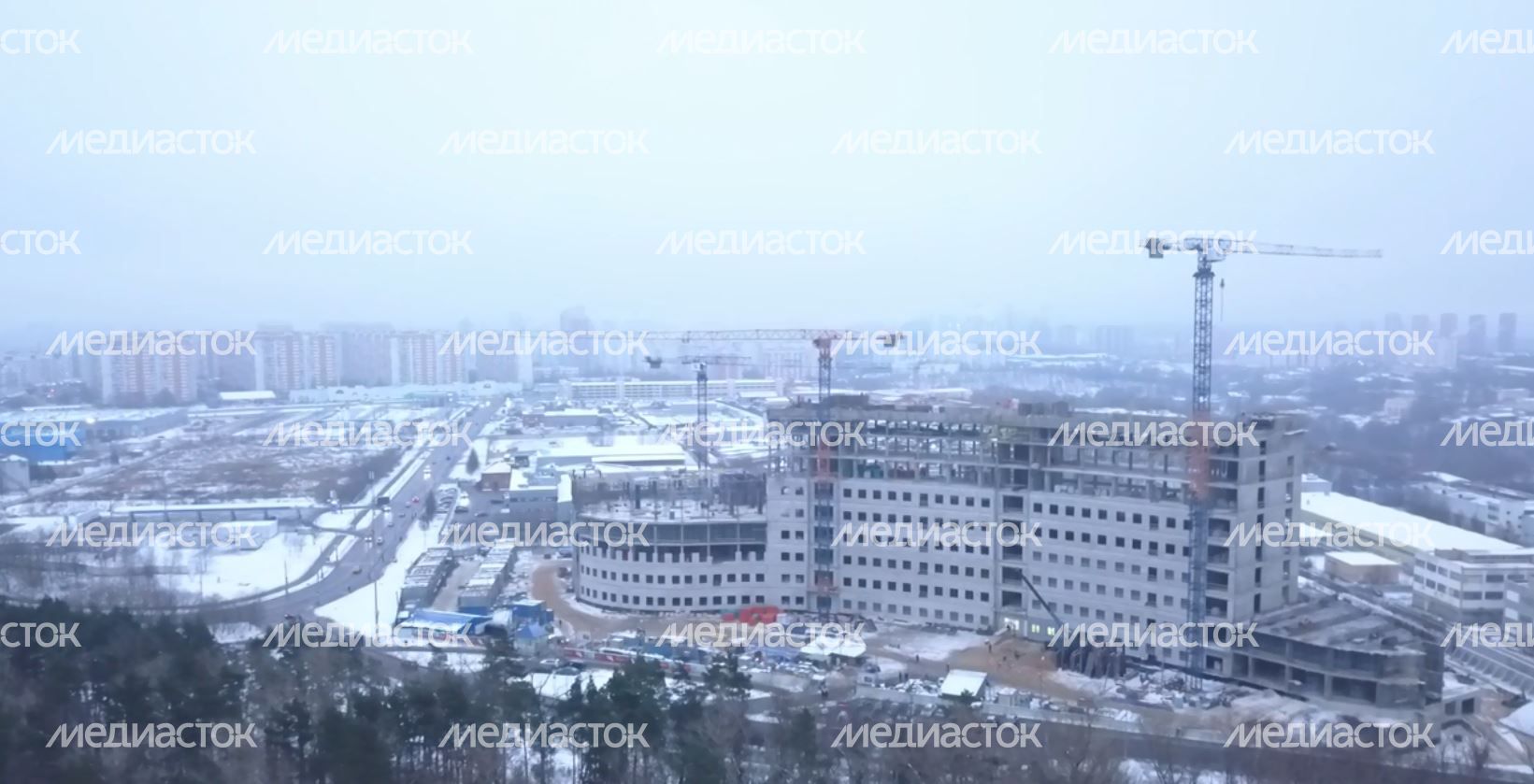 Посещение Губернатором Подмосковья стройплощадки Детской областной больницы в Красногорске