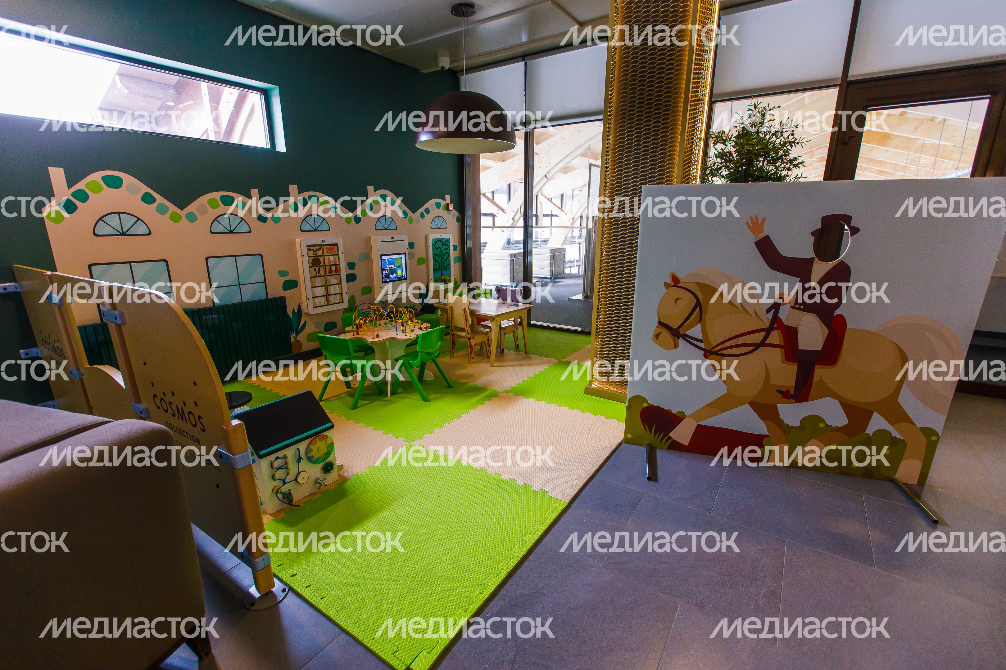 Конноспортивный комплекс Emerald Stables в Клину