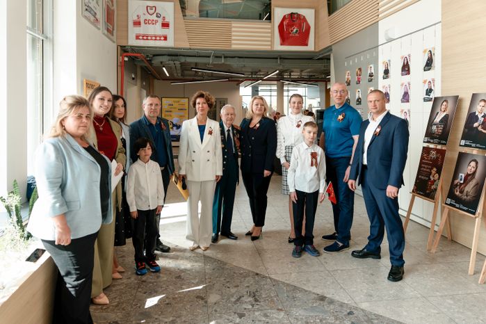 Фотовыставка патриотического проекта «Китель Победы» в Горках-2 Одинцовского округа