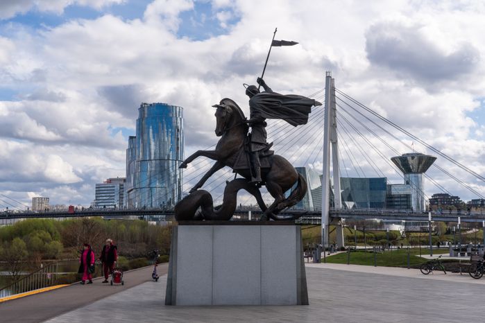 Памятник Георгию Победоносцу в Красногорске