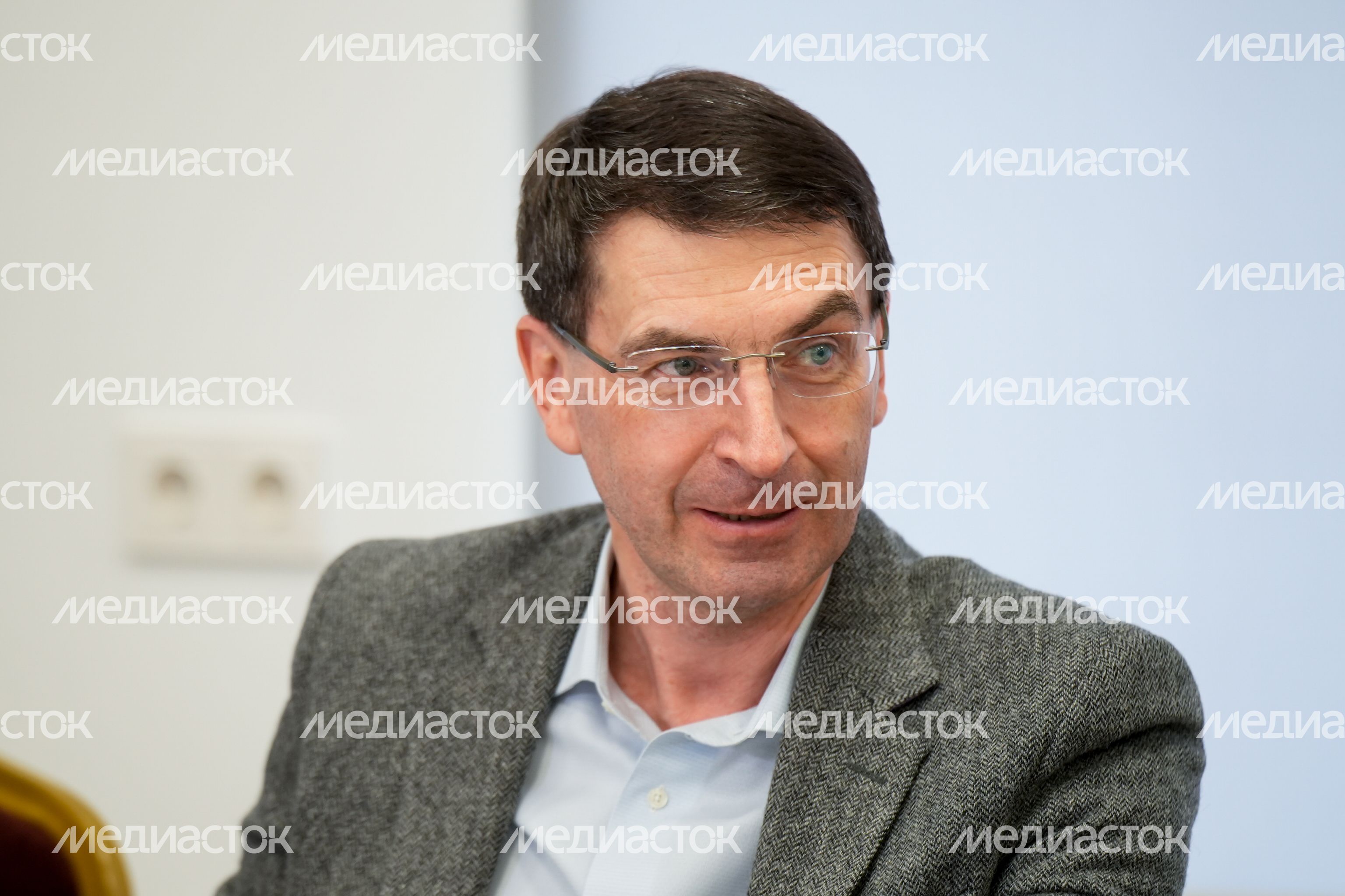 Андрей Воробьев и Игорь Щёголев встретились с финалистами программы "Герои Подмосковья"