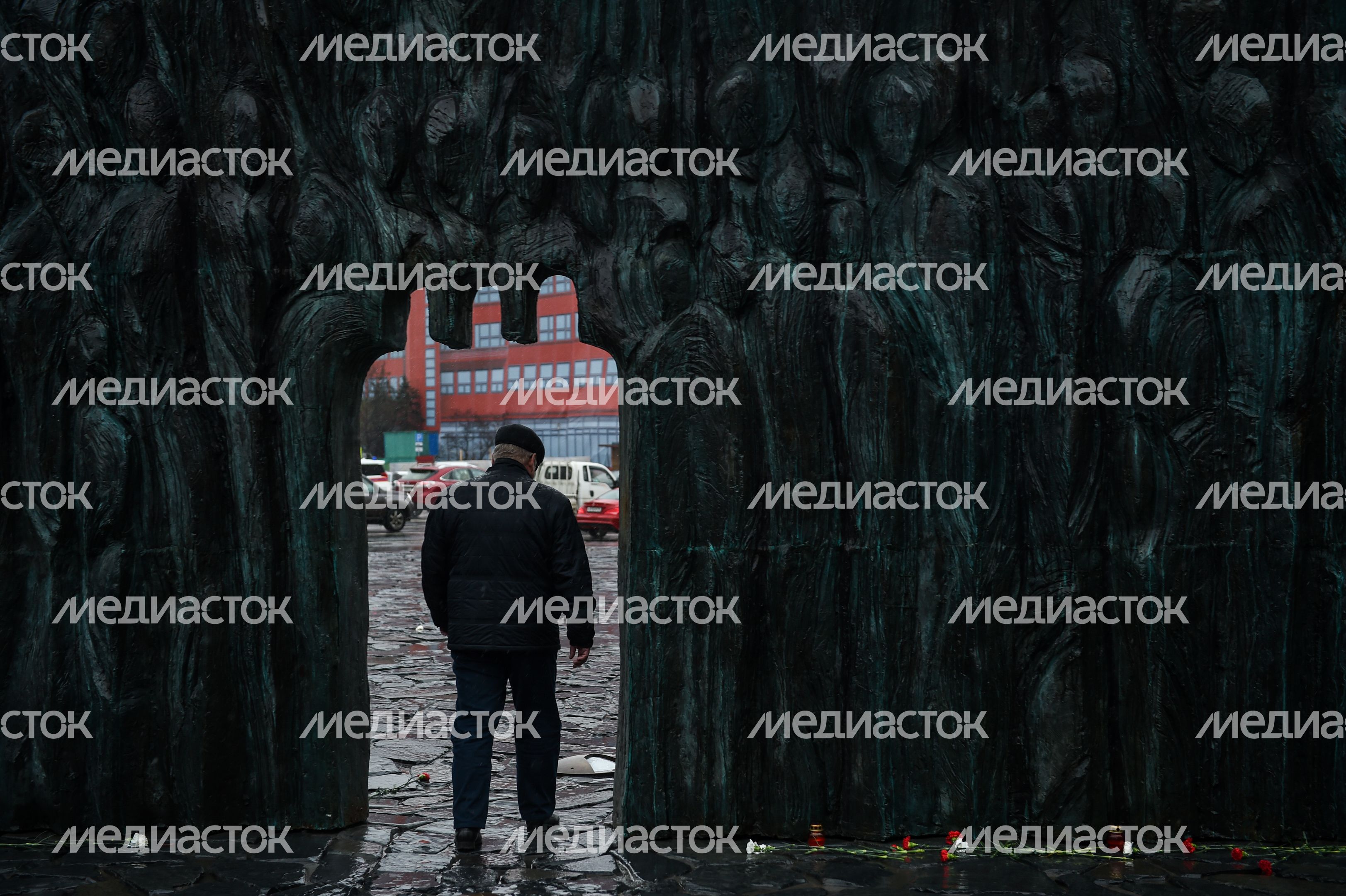 Мемориал Стена скорби в Москве