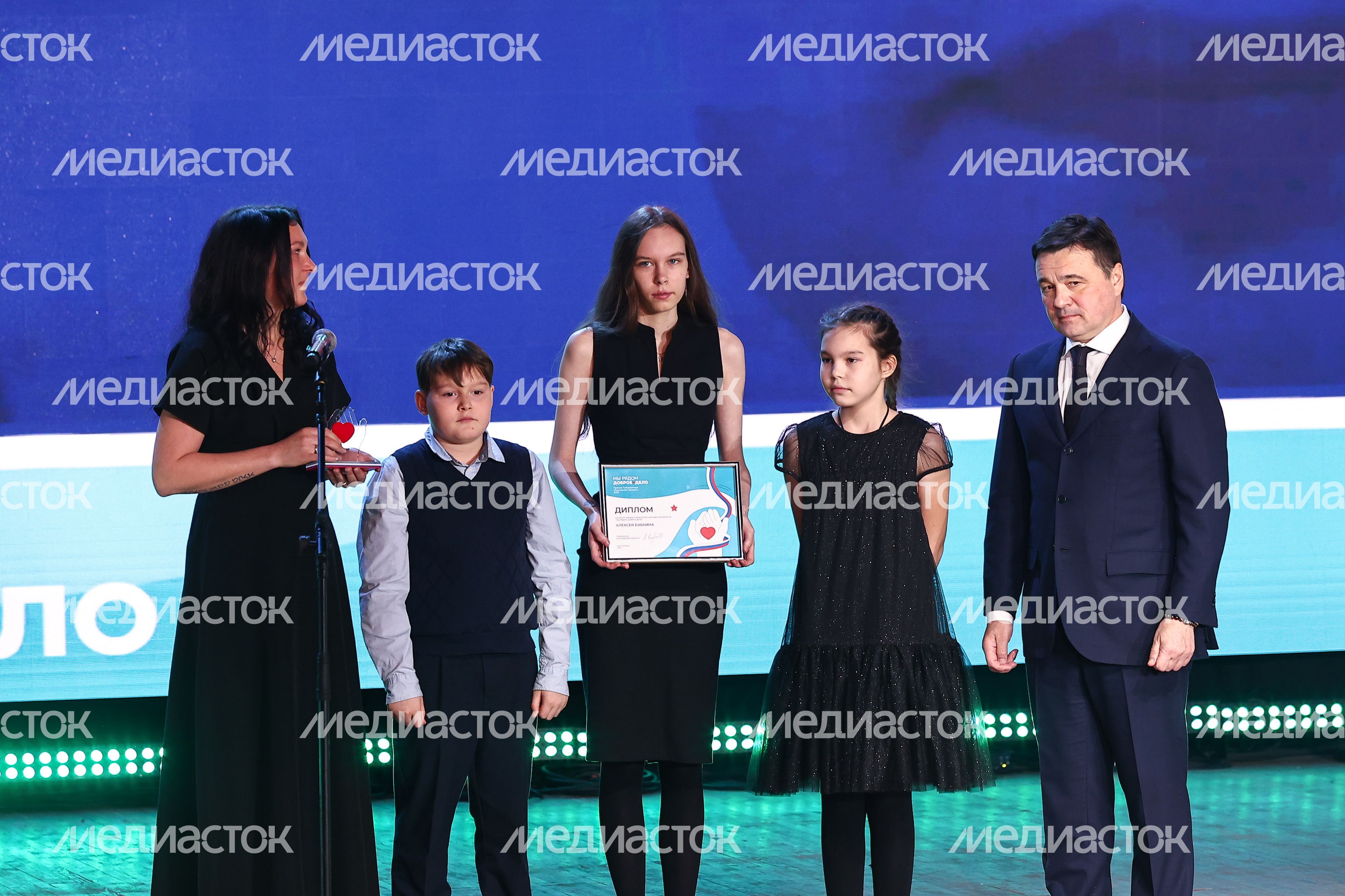 Награждение Губернатором лауреатов губернаторской премии «Мы рядом. Доброе дело»