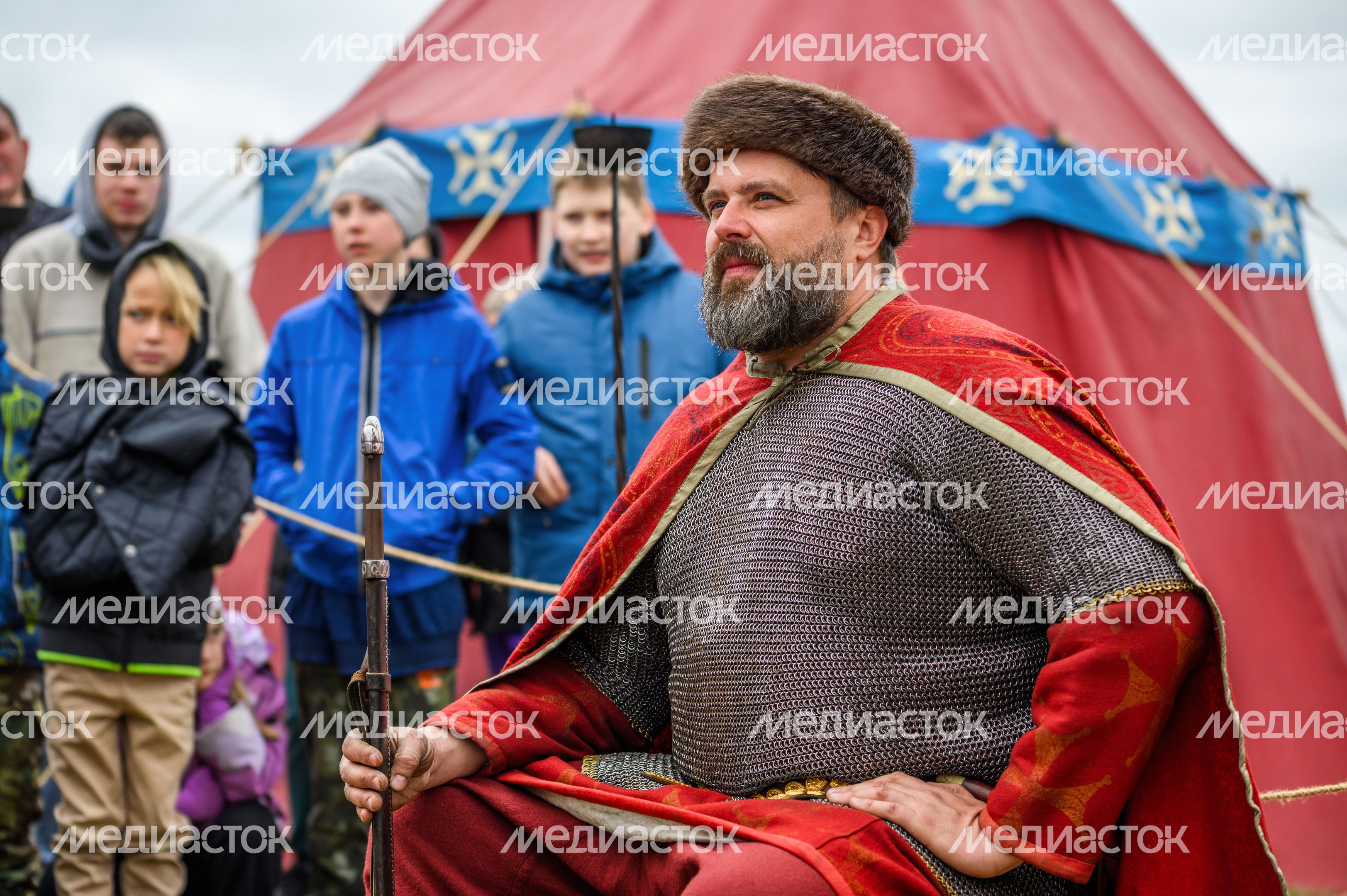 Мир Древней Руси на фестивале экспериментальной археологии «Гардарика» в Хотьково Мир Древней Руси на фестивале экспериментальной археологии «Гардарика» в Хотьково