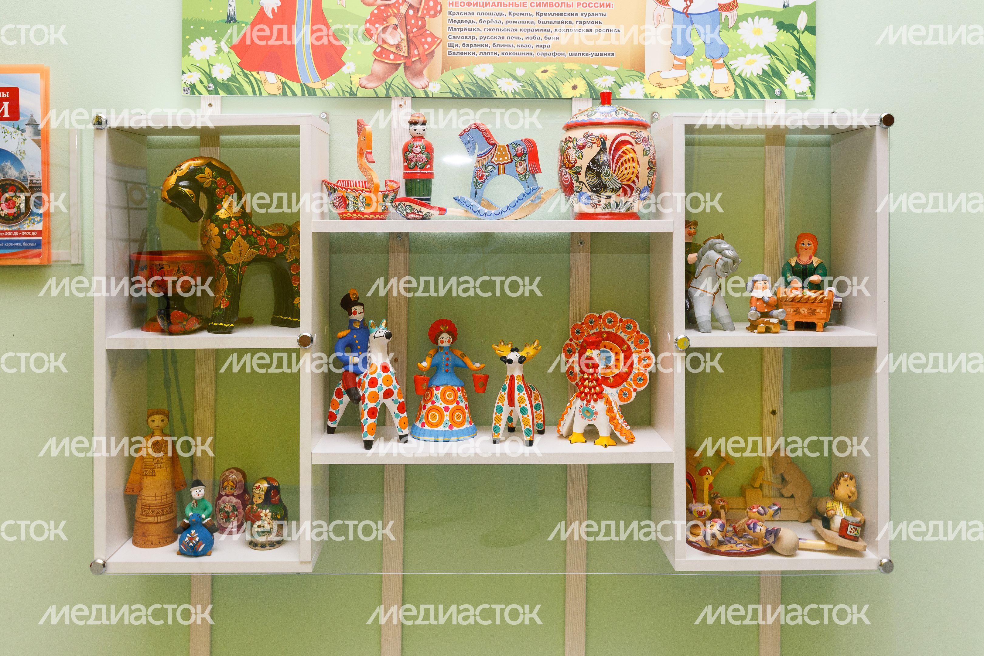 Игрушки народных промыслов в детском саду «Котенок» из Химок