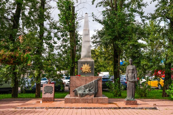 Мемориал погибшим в Великой Отечественной войне в Подрезково округа Химки