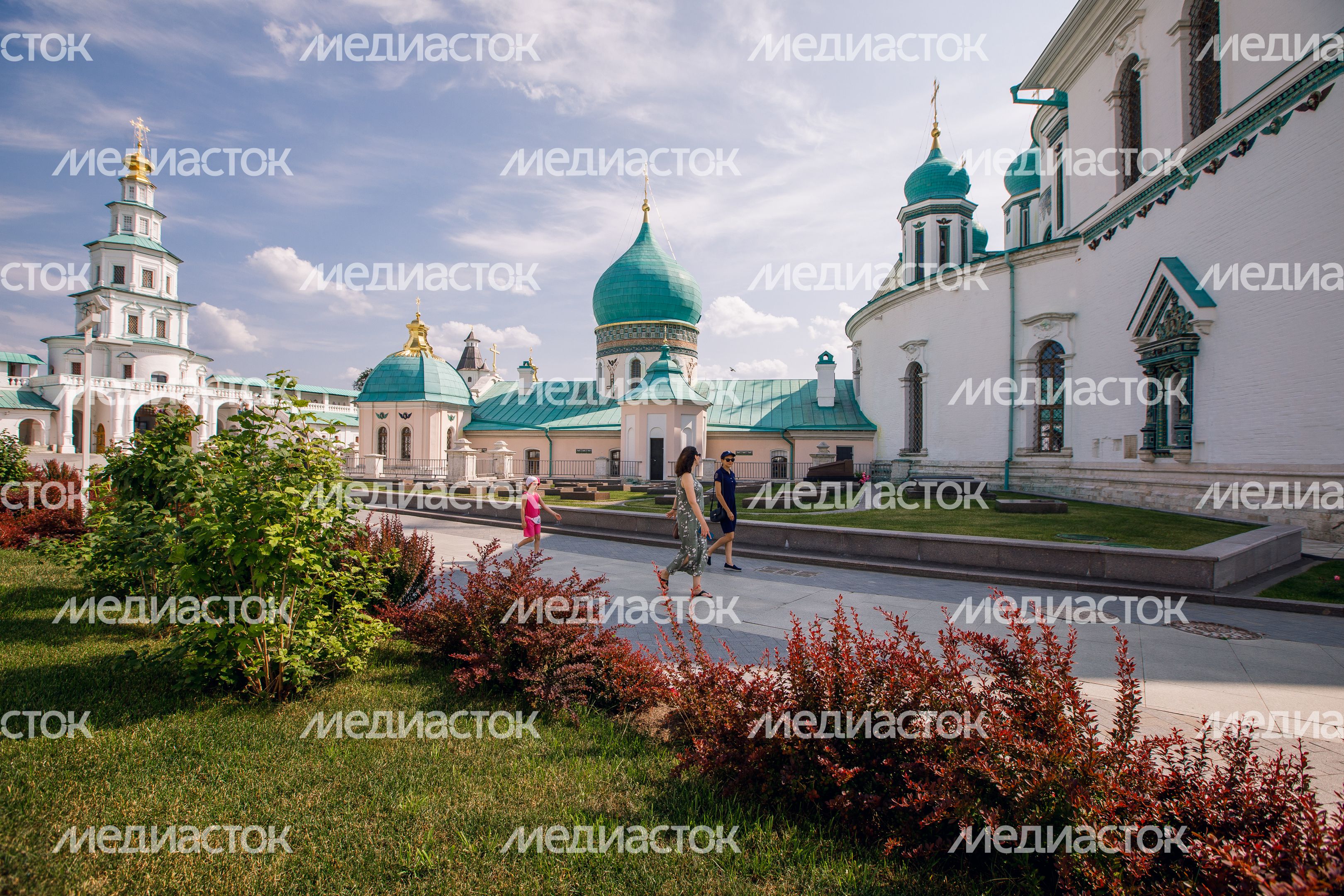 Истра. Воскресенский собор