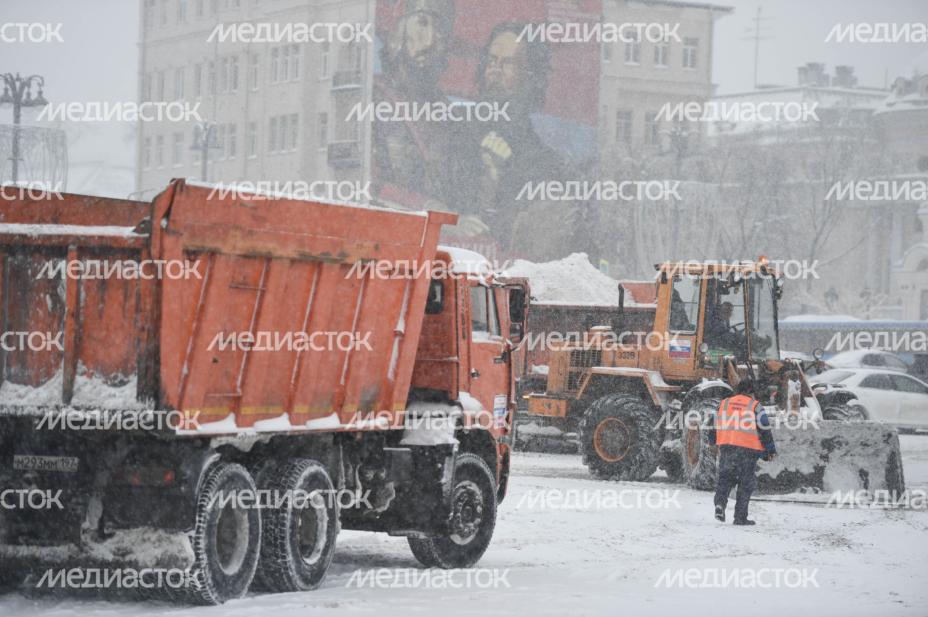 Рекордный снегопад в Москве и Подмосковье