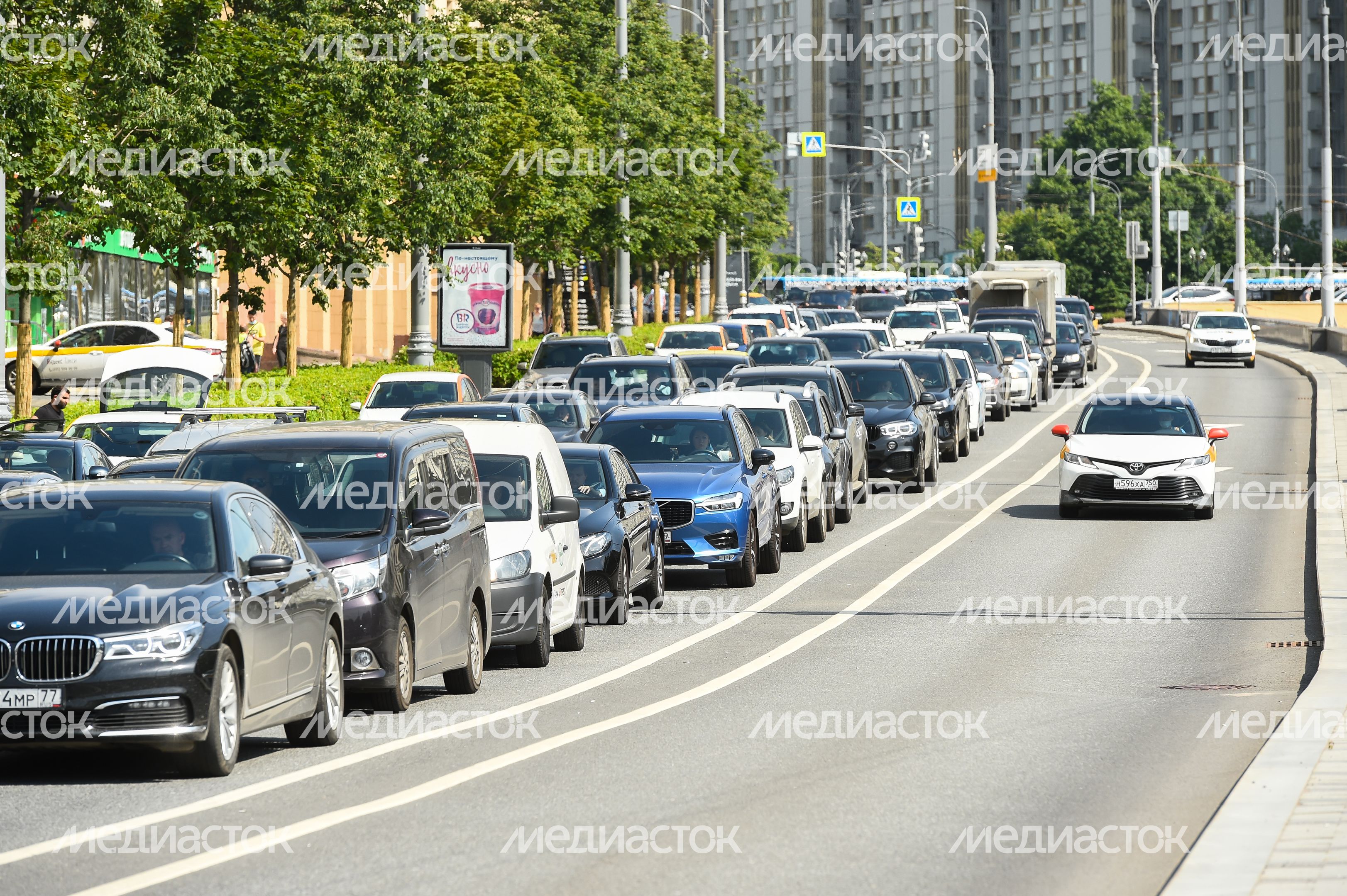 Новый этап снятия ограничений из-за коронавируса в Москве