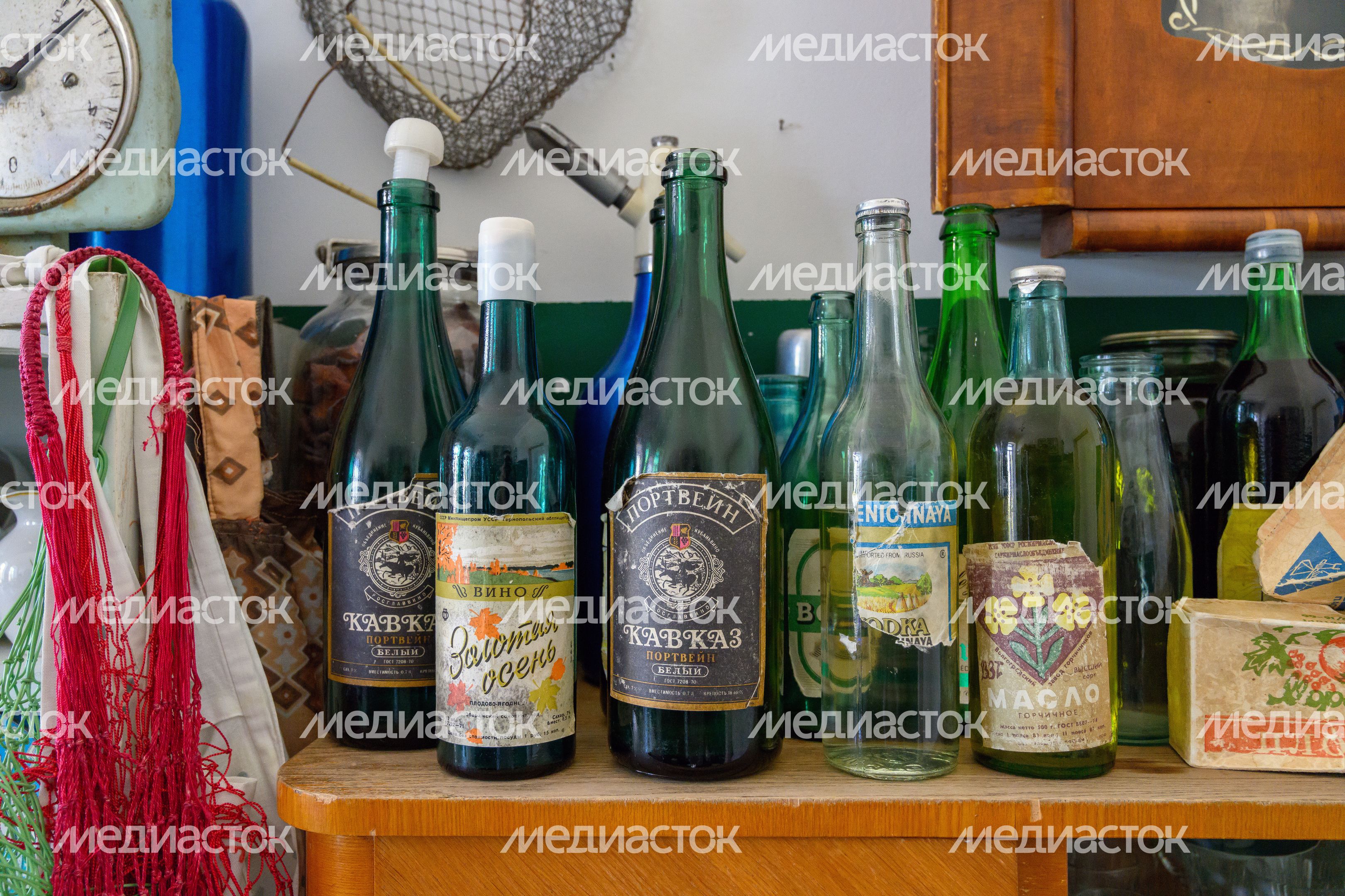 Быт коммунальной квартиры в СССР в музее-резиденции «Арткоммуналка. Ерофеев и другие» в Коломне Быт коммунальной квартиры в СССР в музее-резиденции «Арткоммуналка. Ерофеев и другие» в Коломне