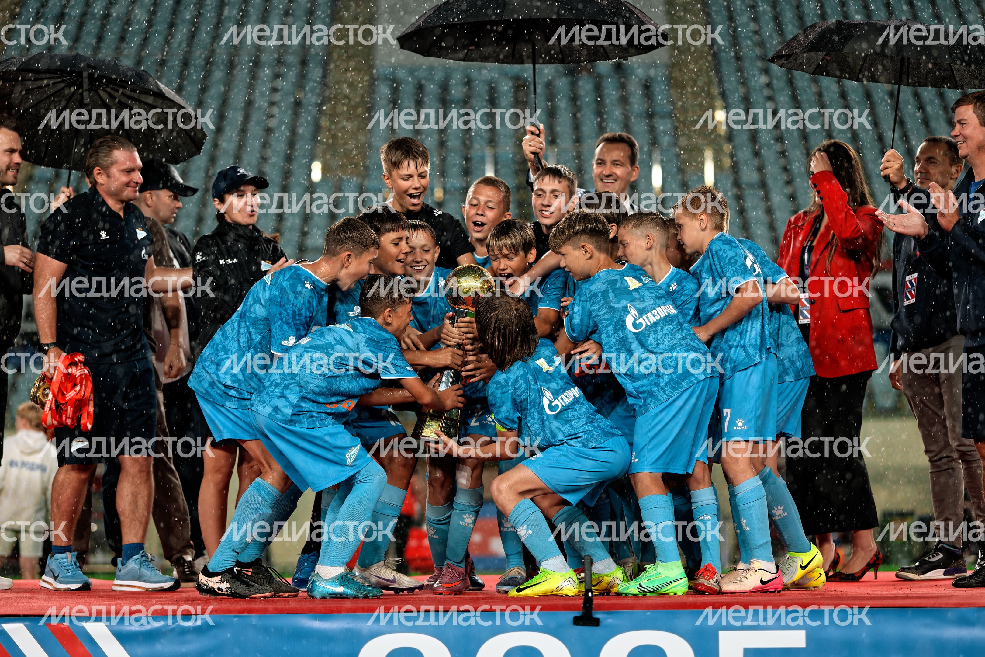 Кубок Игоря Акинфеева по футболу на стадионе "Арена Химки"