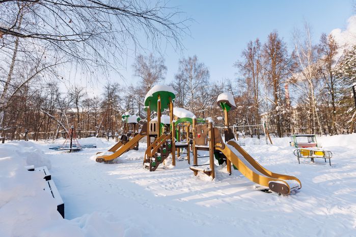 Детская площадка в Центральном парке культуры и отдыха «Парк Мира» в Мытищах