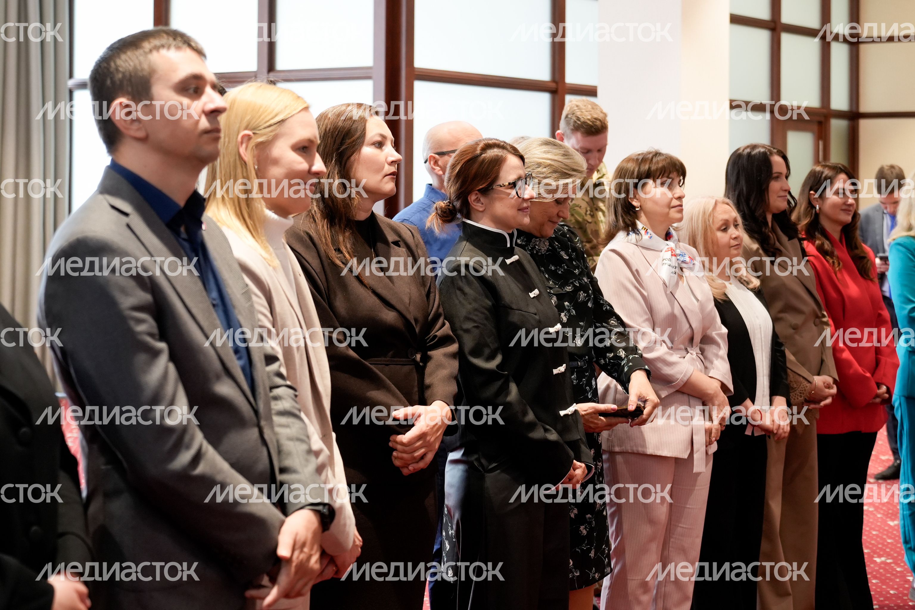 Ветераны СВО и семьи погибших героев в Доме правительства Московской области Ветераны СВО и семьи погибших героев в Доме правительства Московской области