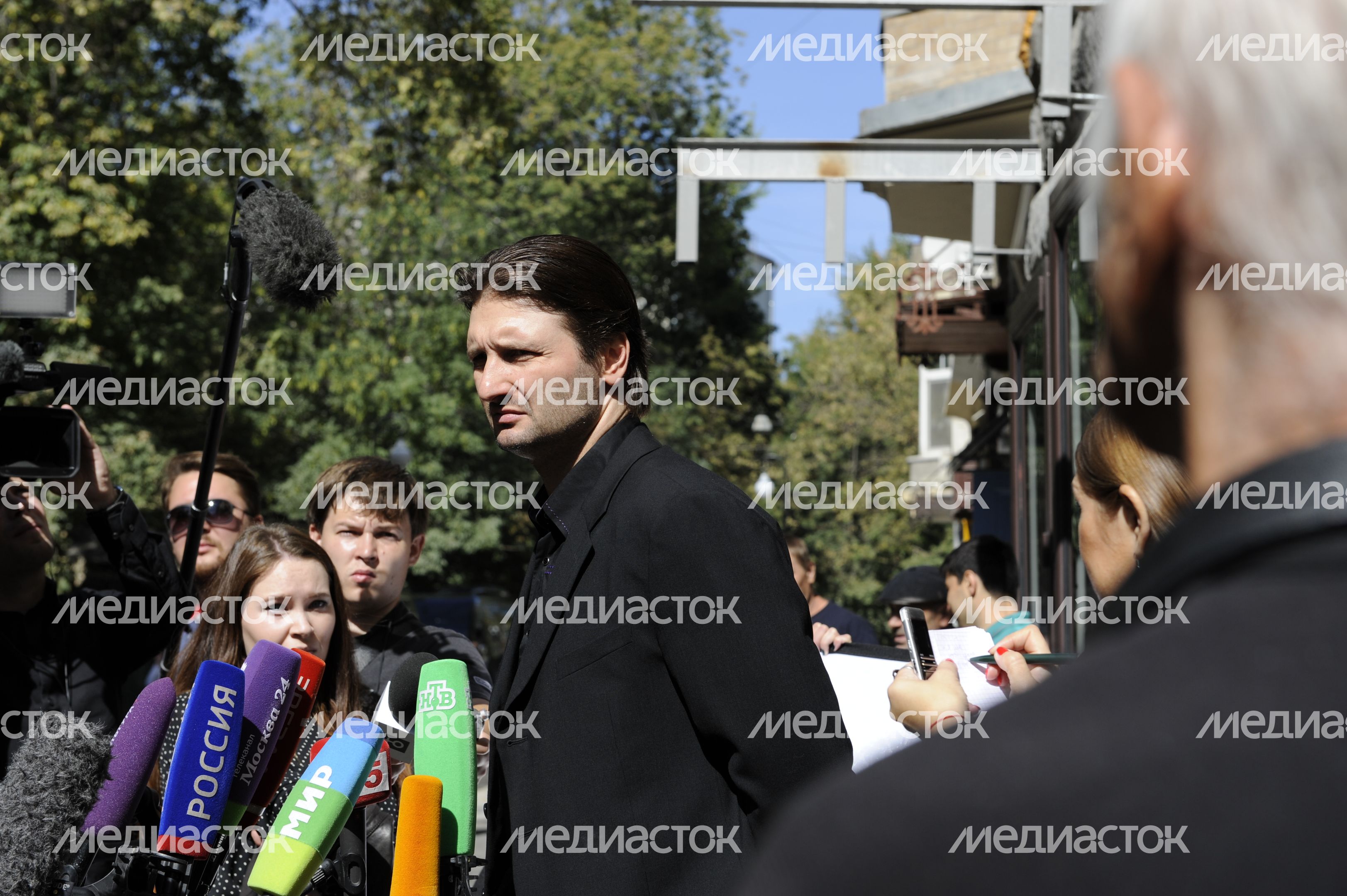 Церемония прощания со Львом Дуровым в Театре на Малой Бронной