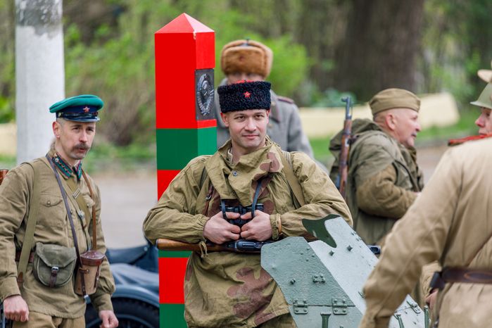 Военно-историческая реконструкция "Успех в единстве поколений" в Химках