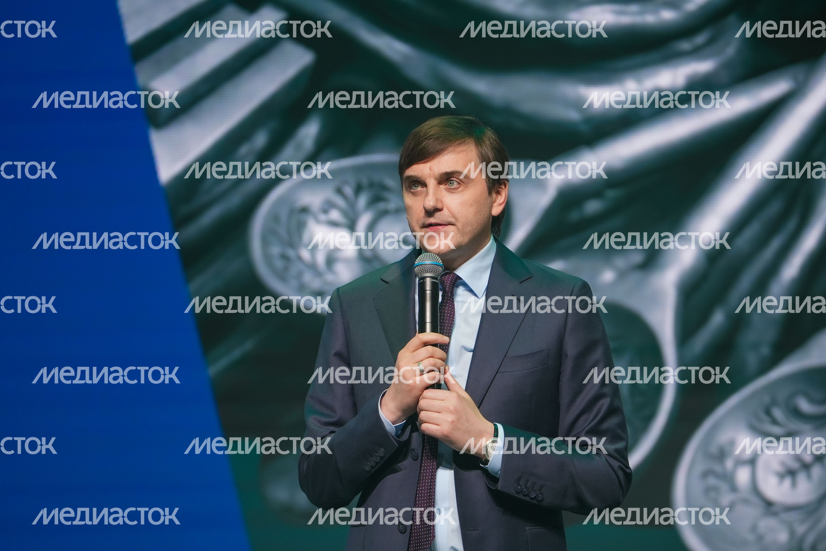 Сергей Кравцов на открытии Всероссийской олимпиады школьников Сергей Кравцов на открытии Всероссийской олимпиады школьников