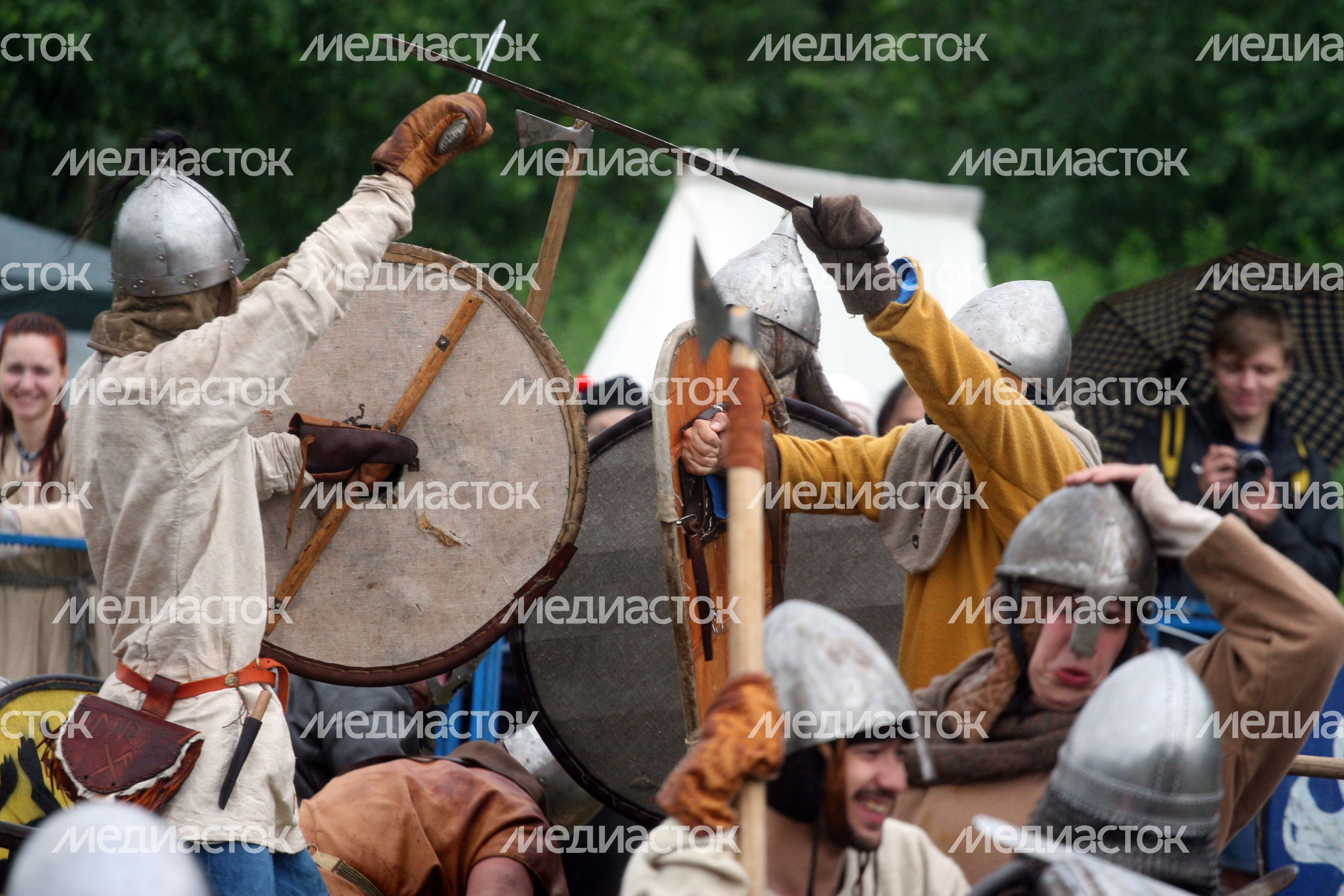Фестиваль исторической реконструкции на Боровском кургане Фестиваль исторической реконструкции на Боровском кургане
